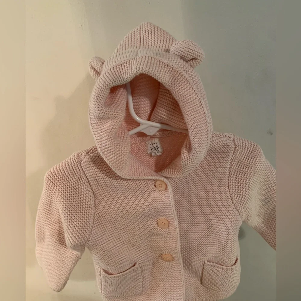 Baby gap knit crochet pink sweater bear ears buttons pockets 6-12 months